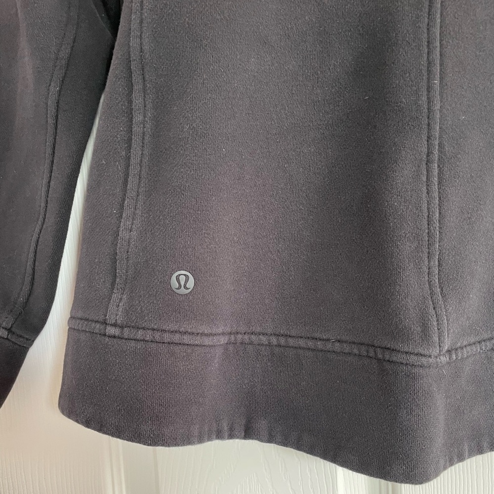Lululemon Black Quilted Scuba Style Zip Jacket Size 8 Athleisure Activewear - Picture 5 of 5